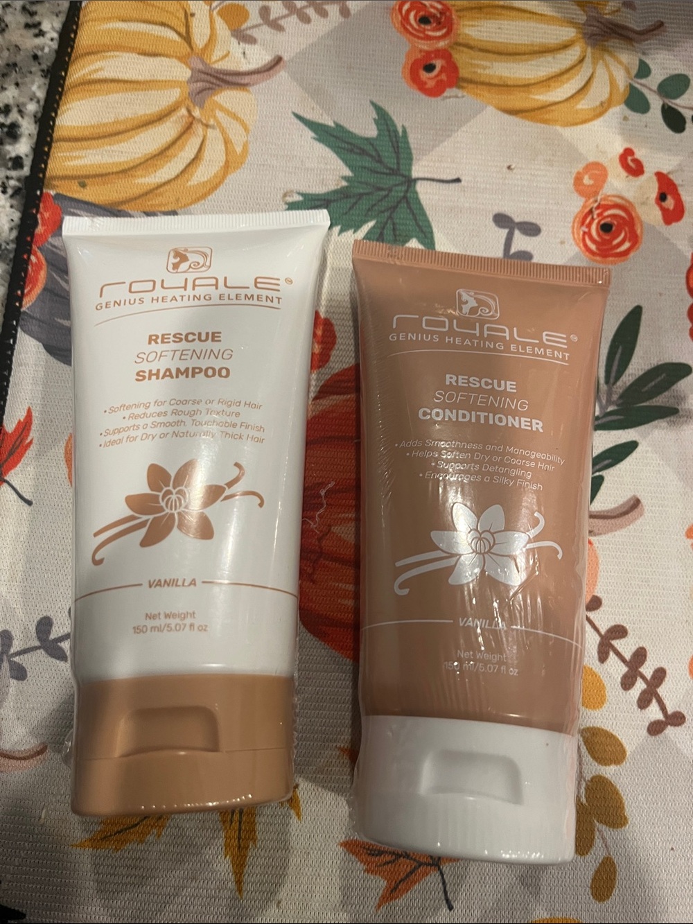 Rescue Softening Shampoo & Conditioner Set - Vanilla (White & Tan)